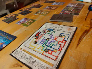 Der Kartograph: Ein Spiel im Roll Player Universum
