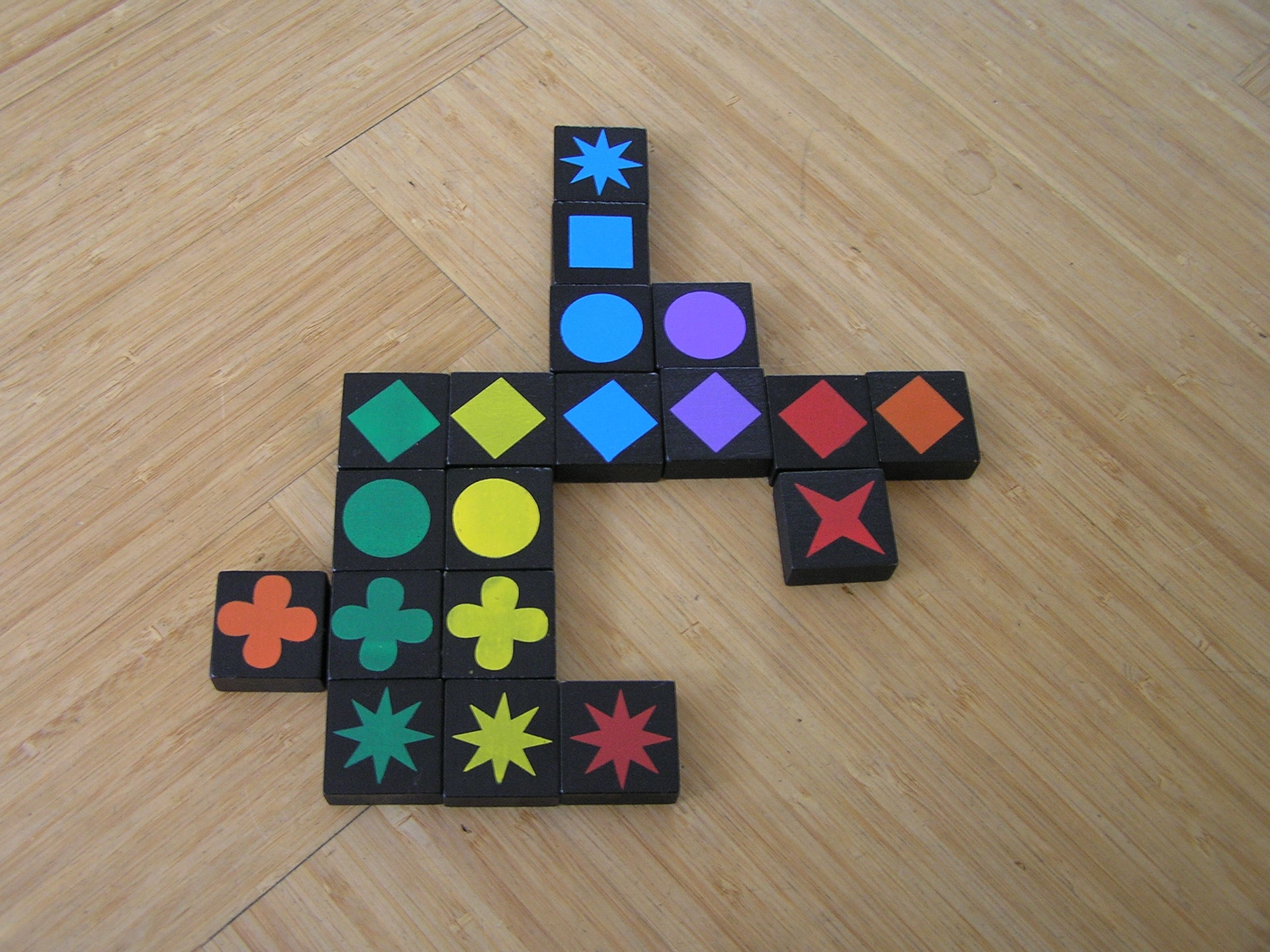 Qwirkle, Foto aus Wikimedia Commons