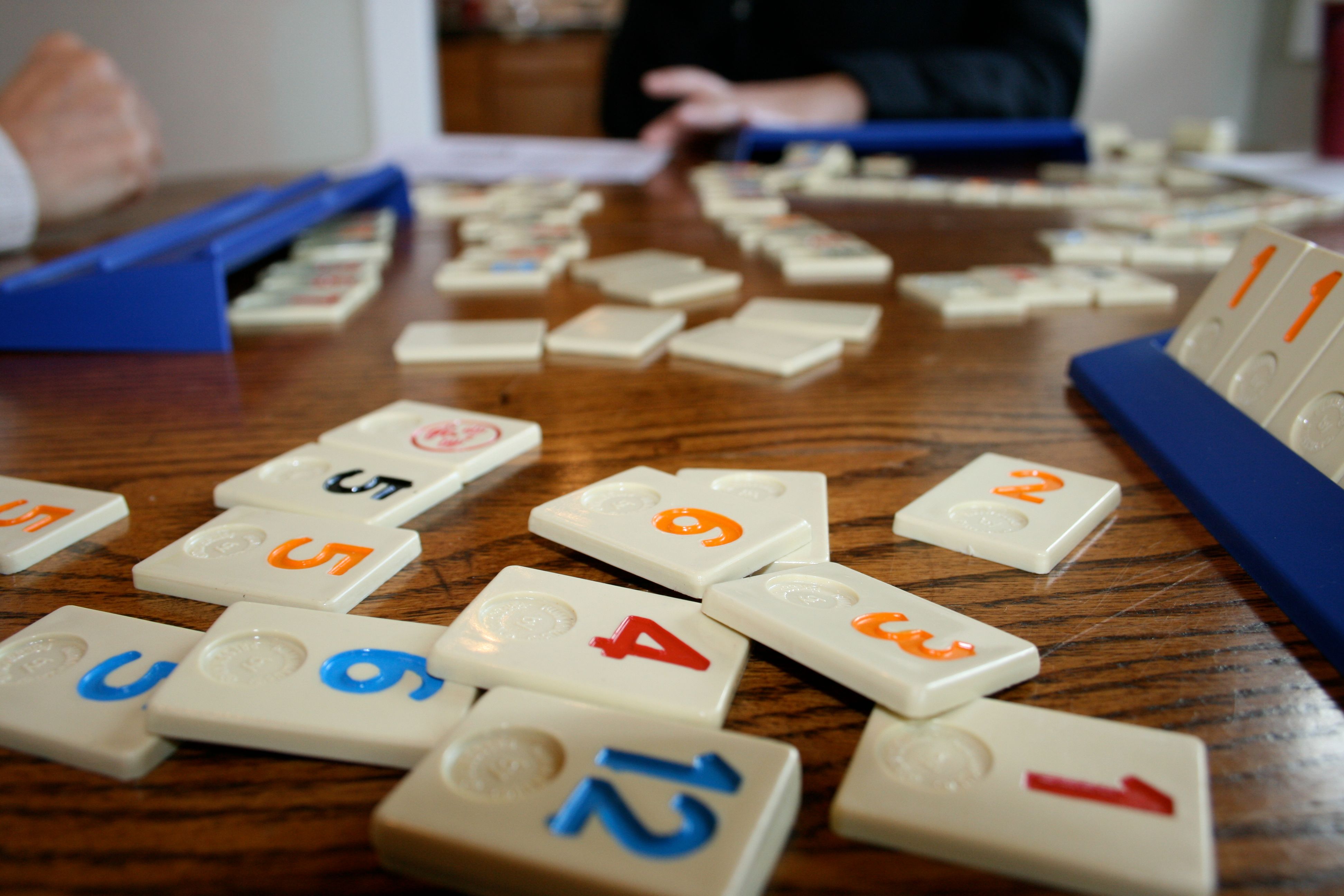 Rummikub, Foto aus Wikimedia Commons